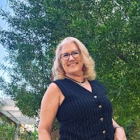 Brenda Rescigno Email & Phone Number