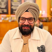 Converse Employee Digpal Analytics's profile photo