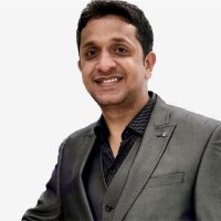 Stryker Employee Nitin Juneja's profile photo