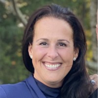 Lynn Michaels Email & Phone Number