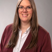 Miriam Lenze Email