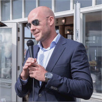 Bas van Den Berg Email