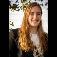 Rianne Bos Email
