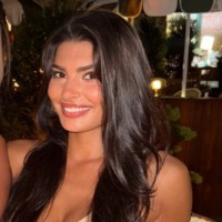 Stella Bourgeois Email