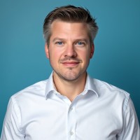 Thijs Schouten Email & Phone Number