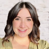 Ballantine Communications, Inc. Employee Anna Knowles's profile photo