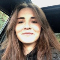 Olivia Klajnerman Email
