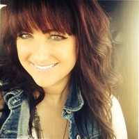 Renewal by Andersen of Alaska Employee Danielle Bowman's profile photo