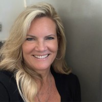 Pink Zebra Home Employee Dana Loukanis's profile photo