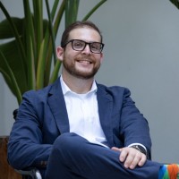CarBuzz Employee Jared Rosenholtz's profile photo