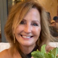 Franchise Development Group Employee Beth Smith's profile photo