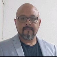 Manuel Hernández Email