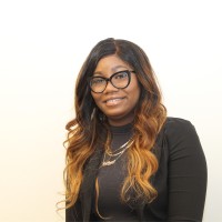 Akelius Residential Property AB Employee Viola Hubbard's profile photo