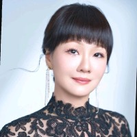 Crystal Hsu Email