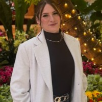 Jeannie Richards Email & Phone Number