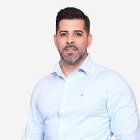 Avi Navaro Email