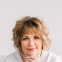 Kay Allen Email & Phone Number