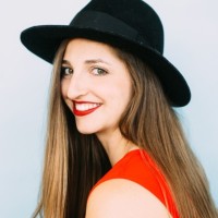 Simone Lang Email & Phone Number