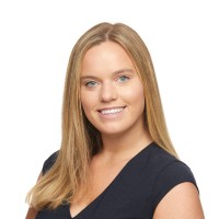 Brunswick Group Employee Elizabeth Lake's profile photo