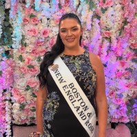 A'Beautiful Soul Employee Maeve Kelly's profile photo