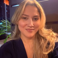 Itaú Unibanco Employee Beatriz Castro's profile photo
