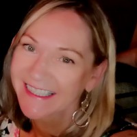 W Employee Pauline Gray's profile photo