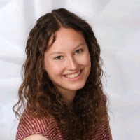 Kirsten Schulze Email