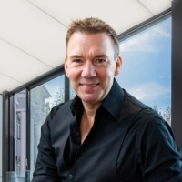 Oliver Richter Email & Phone Number