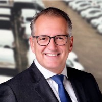 Wil Giezenaar Email & Phone Number