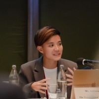 Dania Putri Email