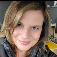 Ultimate Auto Glass & Electronics Employee Kimberly Amos's profile photo