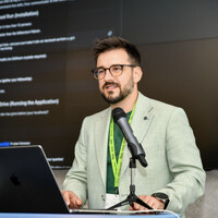 Iris.ai Employee Ivo Stefanov's profile photo