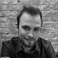 Andreas Larsen Email