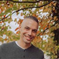 Amazon Employee Michael Tharp's profile photo