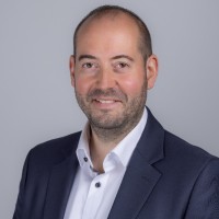 Markus Käser Email