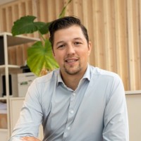 Jerno Viergever Email