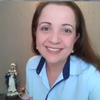 Eveline Ignácio Email