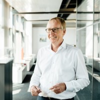 Burkhard Schrammen Email
