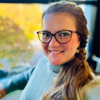 Janine Loeber Email