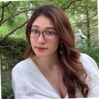 Hanh Nguyen Email