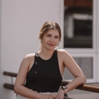 Veronika Smetanova Email