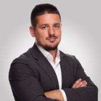 Alexander Parolov Email & Phone Number | RenCap Bank Multinationals ...
