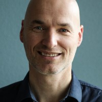 Hans van Leeuwen Email