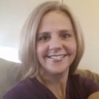 Errund Employee Julie Jones's profile photo