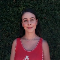 Júlia Leal Email