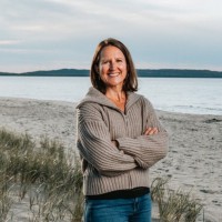 Elizabeth Palchak Email & Phone Number