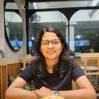 Divya Pant Email