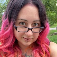Amanda Lonas Email & Phone Number