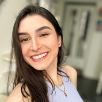 Valeria M. Email