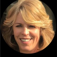 Lisa Lines Email